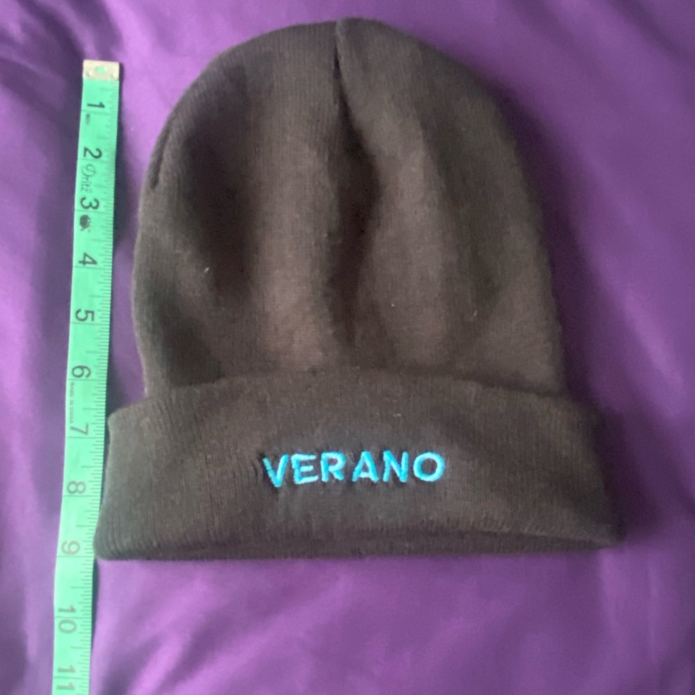 VERANO BEANIE IN BLACK WITH BLUE EMBROIDERY